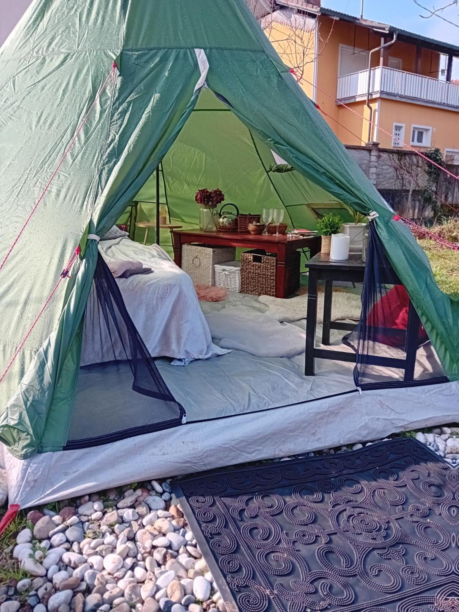 Indian Tent Tipi In Shared Lot And Shared Bathroom Mrse Exteriör bild